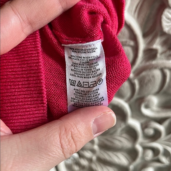 Ann Taylor Short Sleeved Sweater - Picture 5 of 6